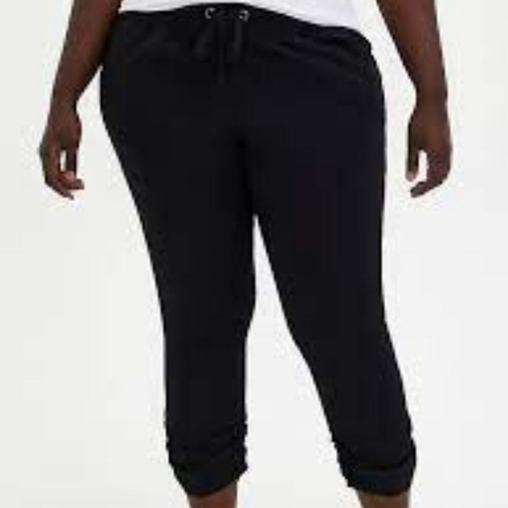 TORRID BLACK STRETCH POPLIN RUCHED CROP PANTS CASUAL ATHLETIC SIZE 10
